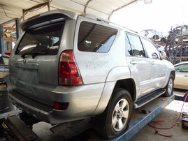 2004 Toyota 4Runner Limited Silver 4.7L AT 4WD #Z23206